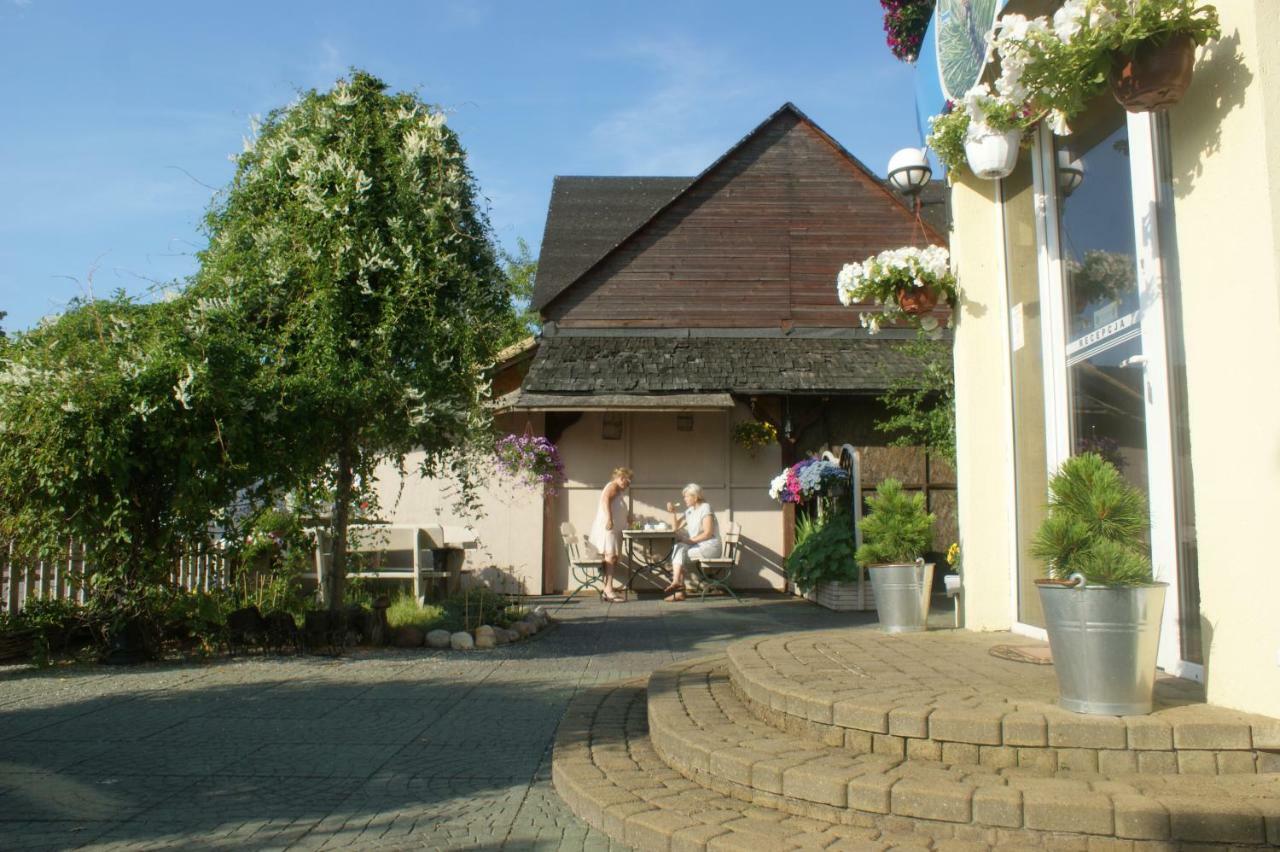 Limba Appartement Jastarnia Buitenkant foto